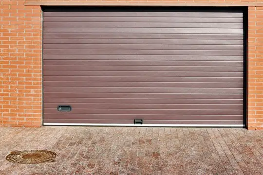 automatyczna brama garażowa